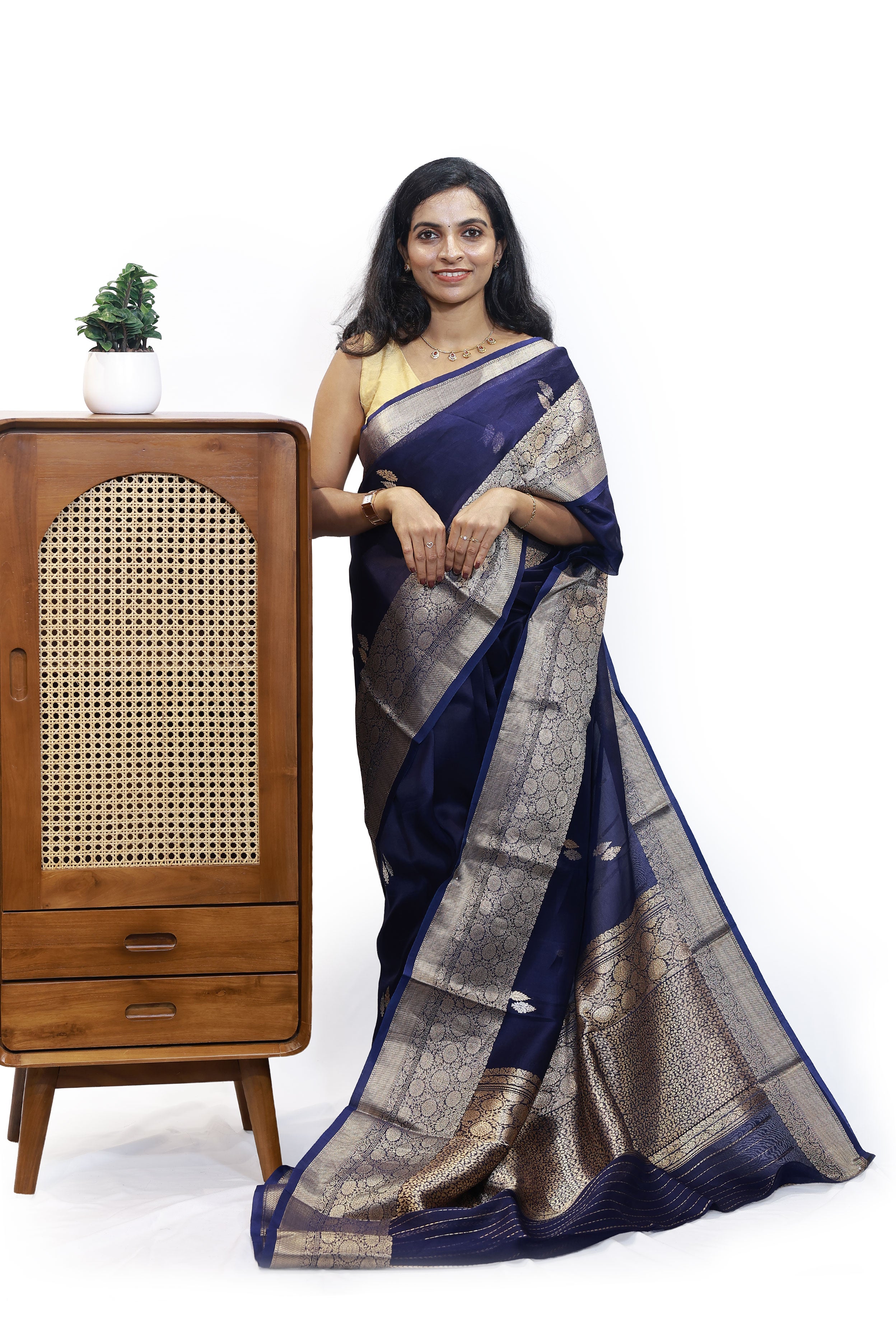 KANCHI MANOHAR BROCET SPL